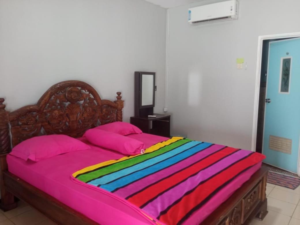 Albergue Js House View Karimunjawa Exterior foto